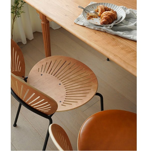 A Set of 2 Conker Dining Chair, Solid Wood - Joe’s Haven