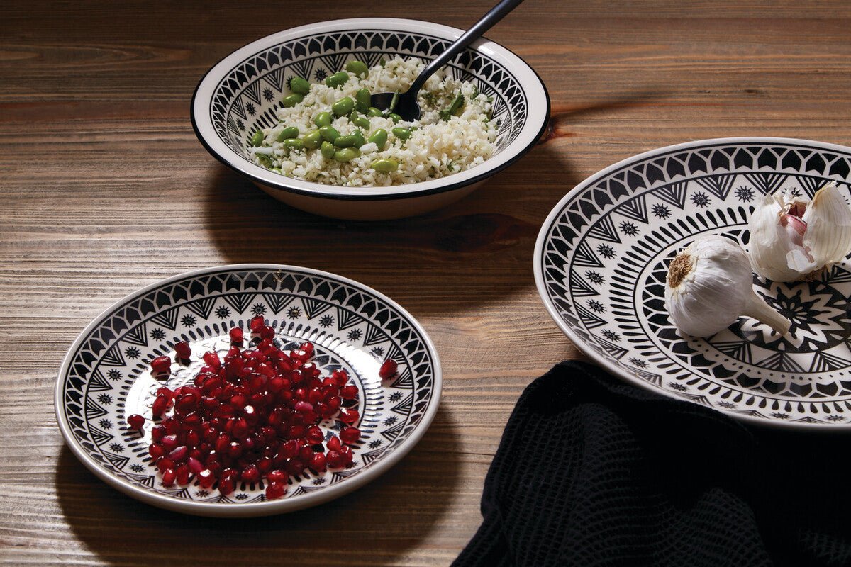 Maya 12 Piece Black And White Dinner Set - Joe’s Haven