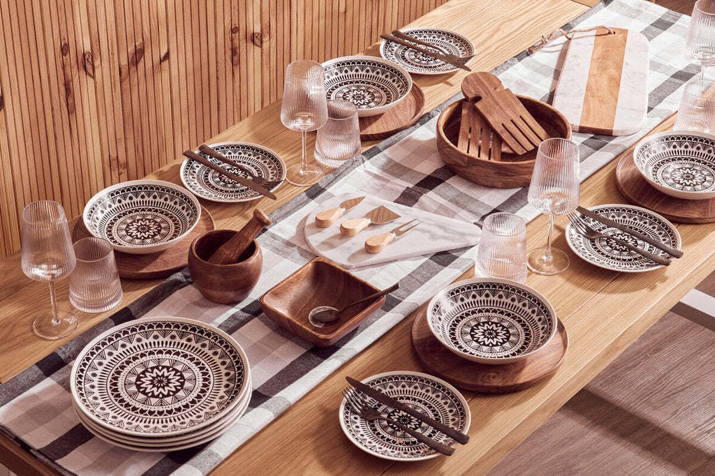 Maya 12 Piece Black And White Dinner Set - Joe’s Haven