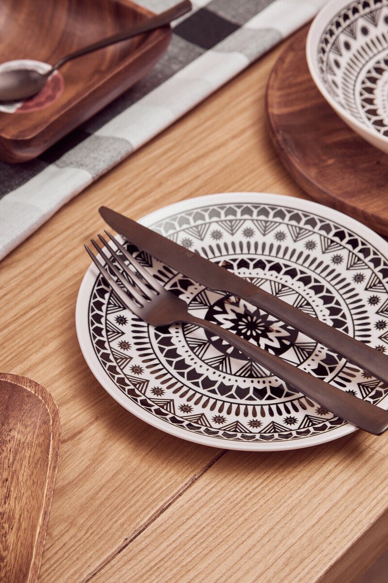 Maya 12 Piece Black And White Dinner Set - Joe’s Haven