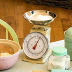 Olivier 5Kg Cream Retro Kitchen Scale - Joe’s Haven