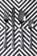 Avie 16 Piece Onyx Cutlery Set - Joe’s Haven