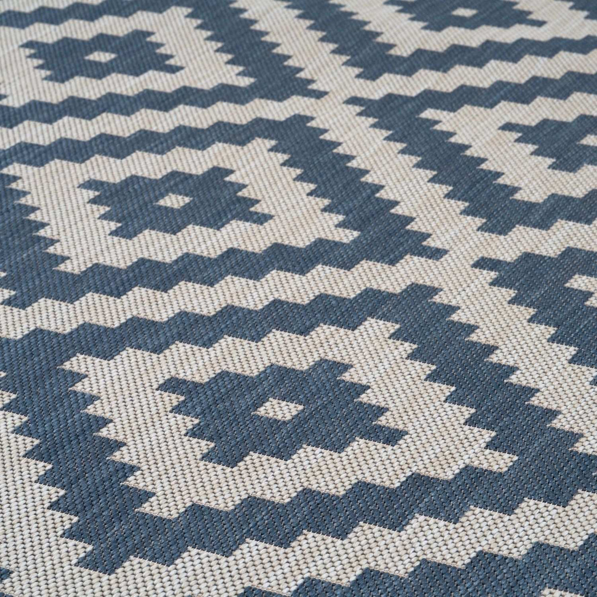 Ecology Outdoor Rug Blue | 100blu - Joe’s Haven
