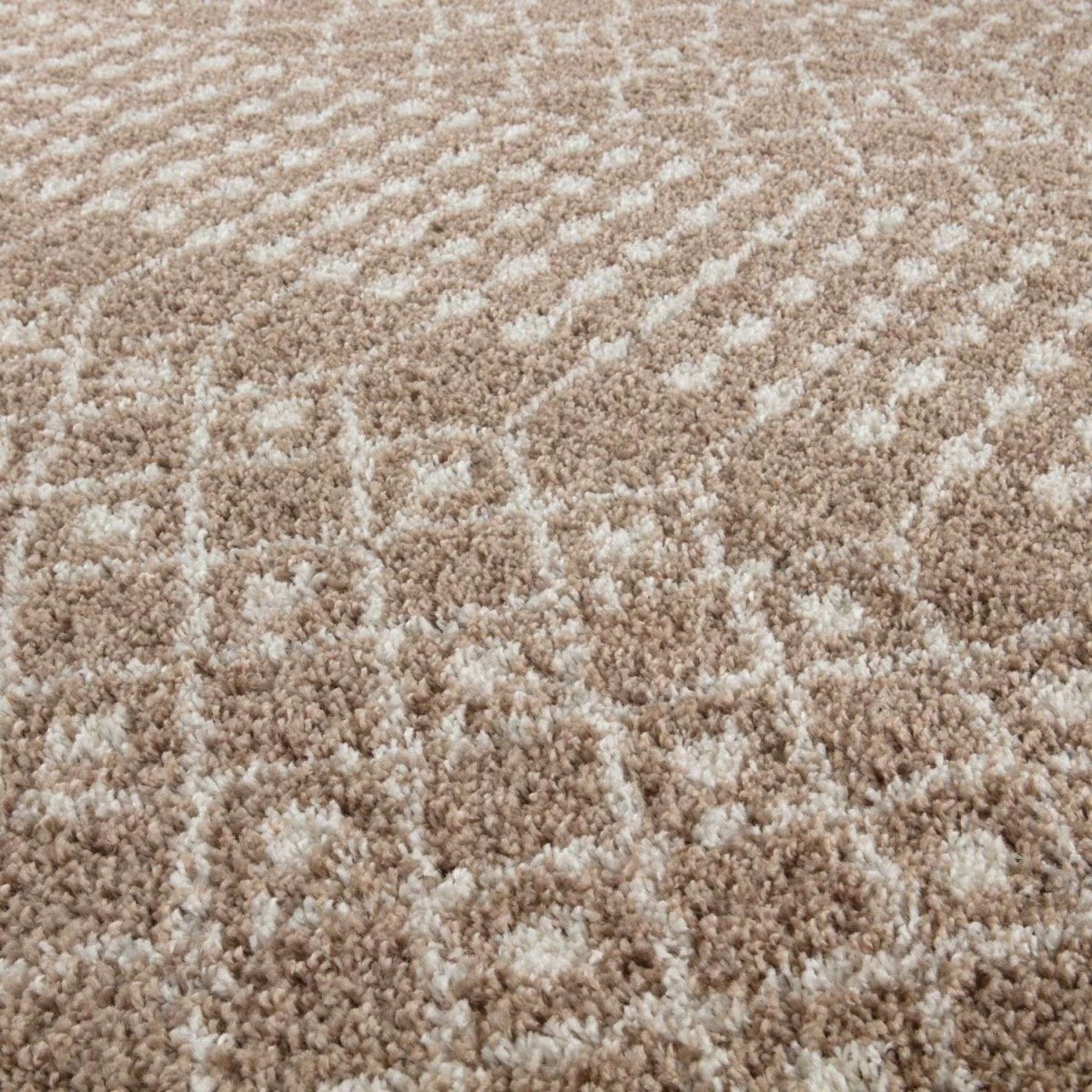 Moroccan Beige Shaggy Rug | 1020 - Joe’s Haven