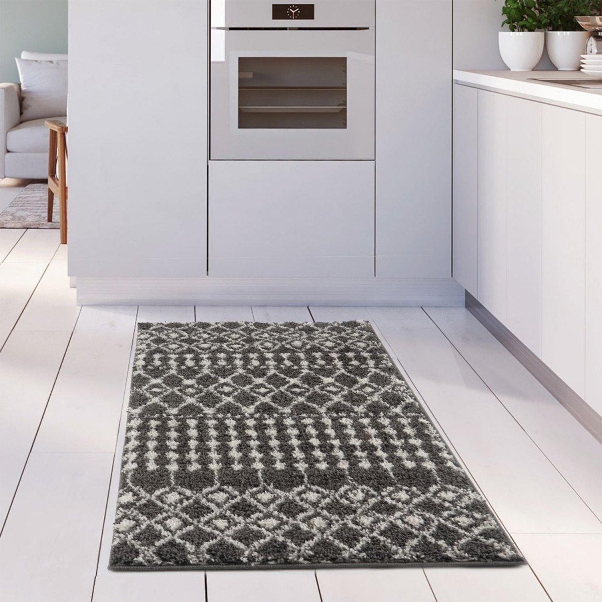 Moroccan Dark Grey Shaggy Rug | 1040 - Joe’s Haven