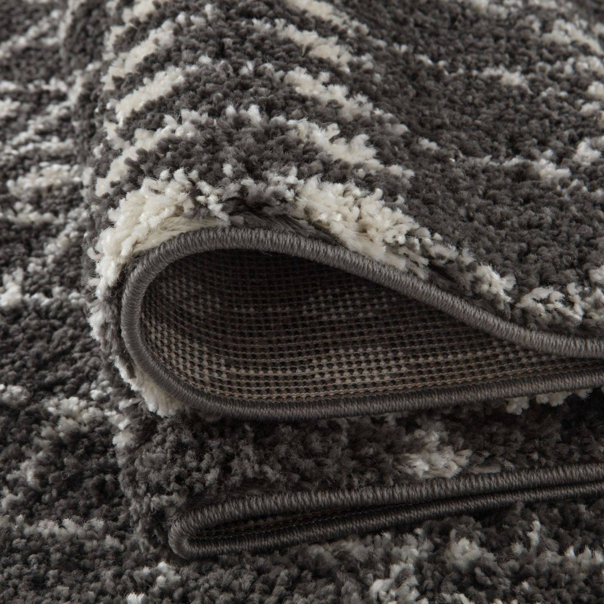 Moroccan Dark Grey Shaggy Rug | 1040 - Joe’s Haven