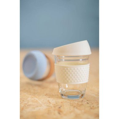 Mimo Glass Mug With Cream Silicone Band Lid - Joe’s Haven