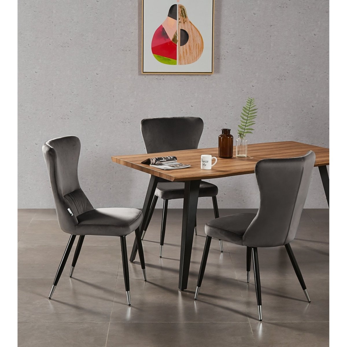 New York LUX Velvet Dining Chair with Metal Legs - Scandinavian Inspired - Joe’s Haven