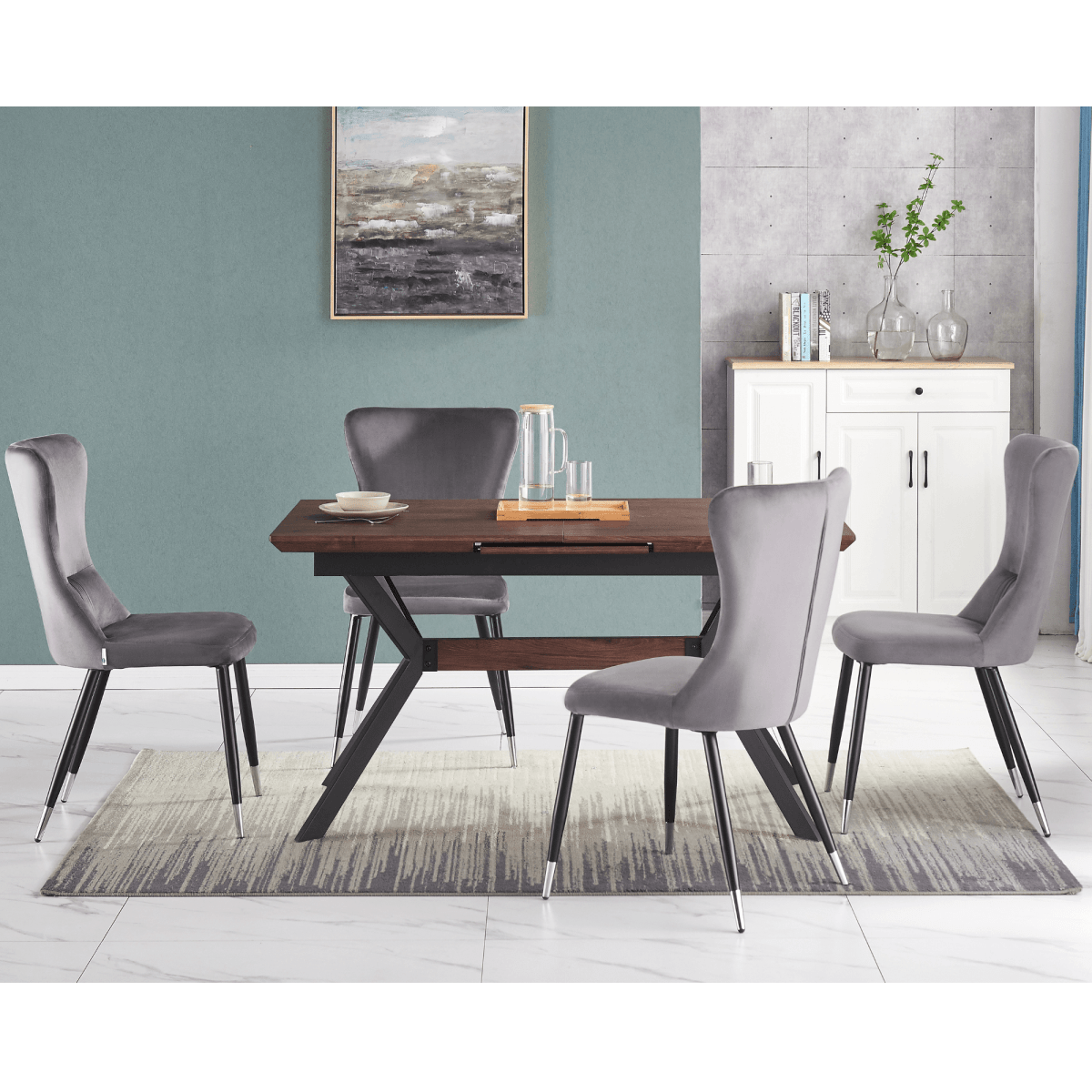New York LUX Velvet Dining Chair with Metal Legs - Scandinavian Inspired - Joe’s Haven