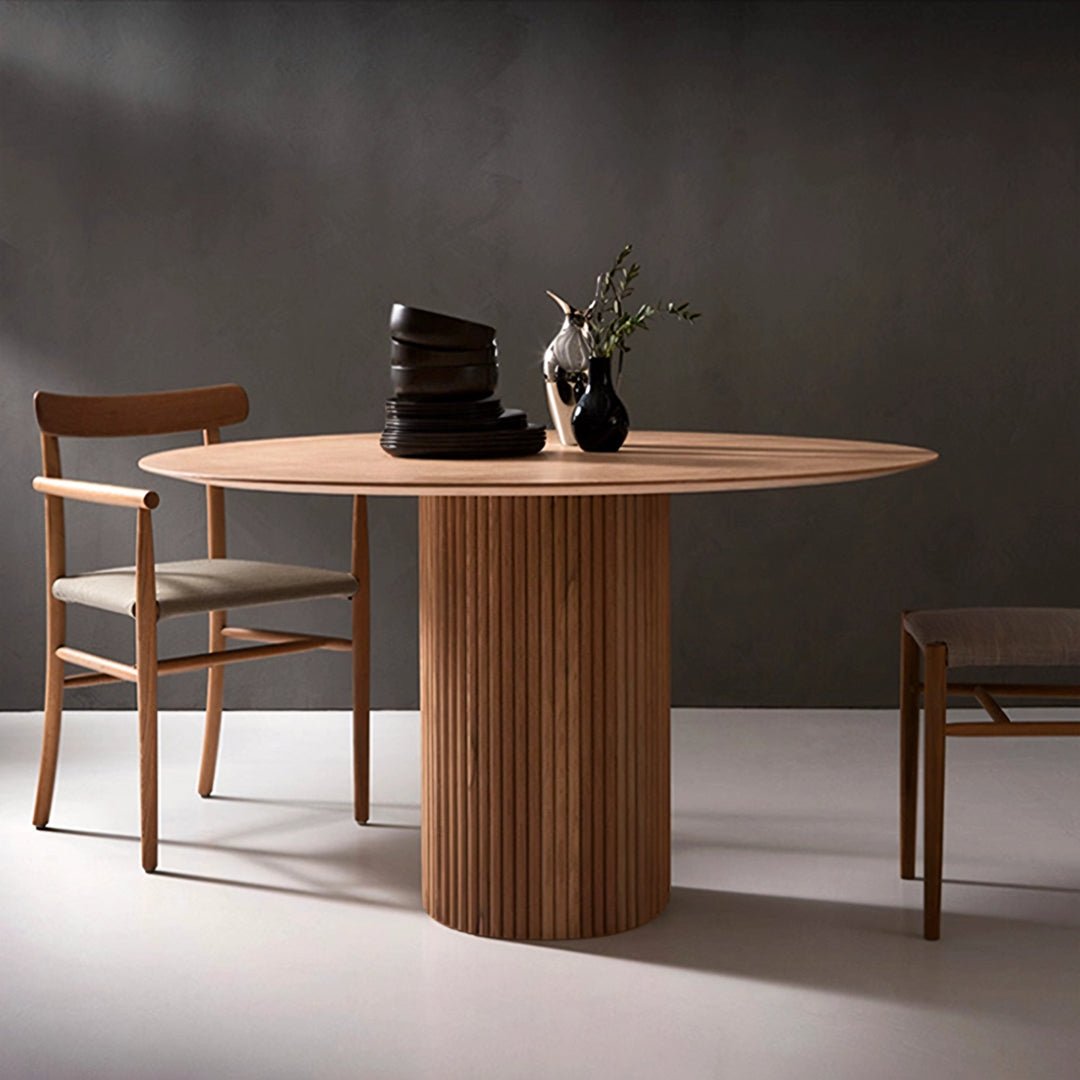 Ivar Round Dining Table, Oak Or Walnut - Joe’s Haven