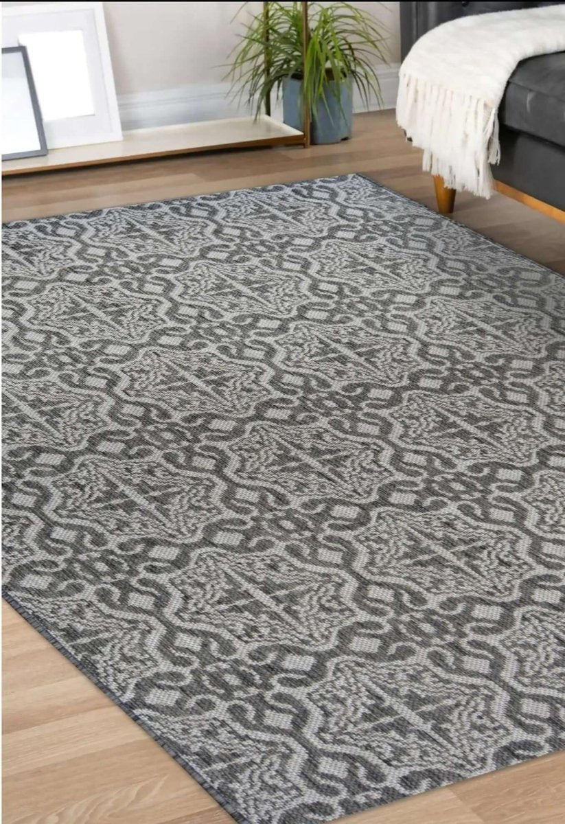 County Victorian Indoor/Outdoor Rug | 11647A - Joe’s Haven
