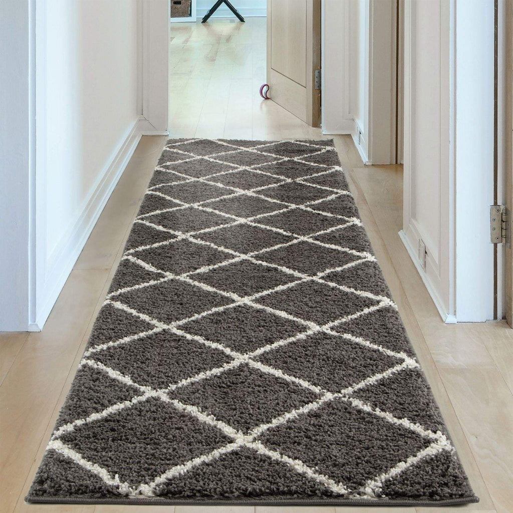 Moroccan Dark Grey Shaggy Rug | 540
