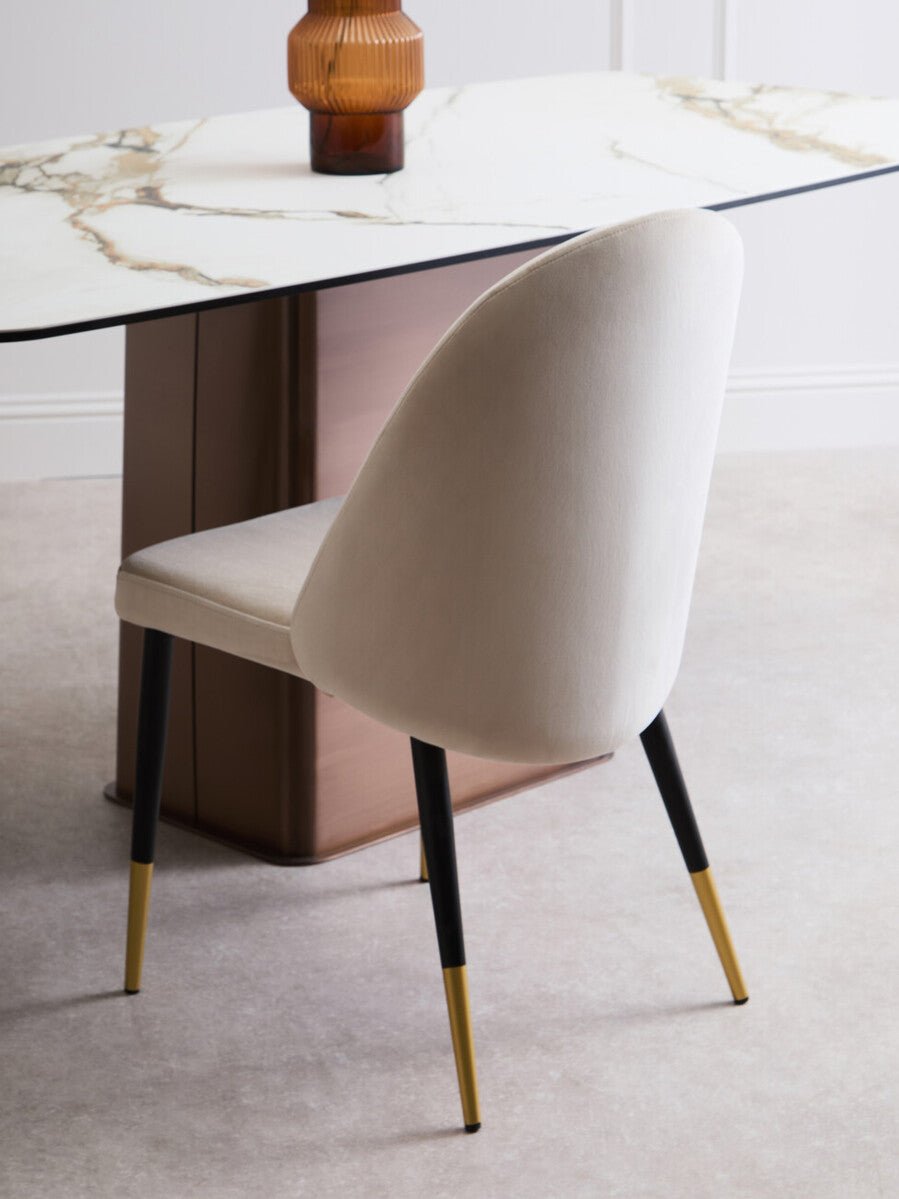 Gilden Dining Chair With Curved Back - Joe’s Haven