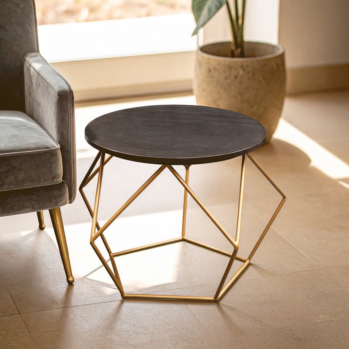 Black Round Marble Top Coffee Table with Matte Gold Finish Geometric Metal Frame, Varana - Joe’s Haven