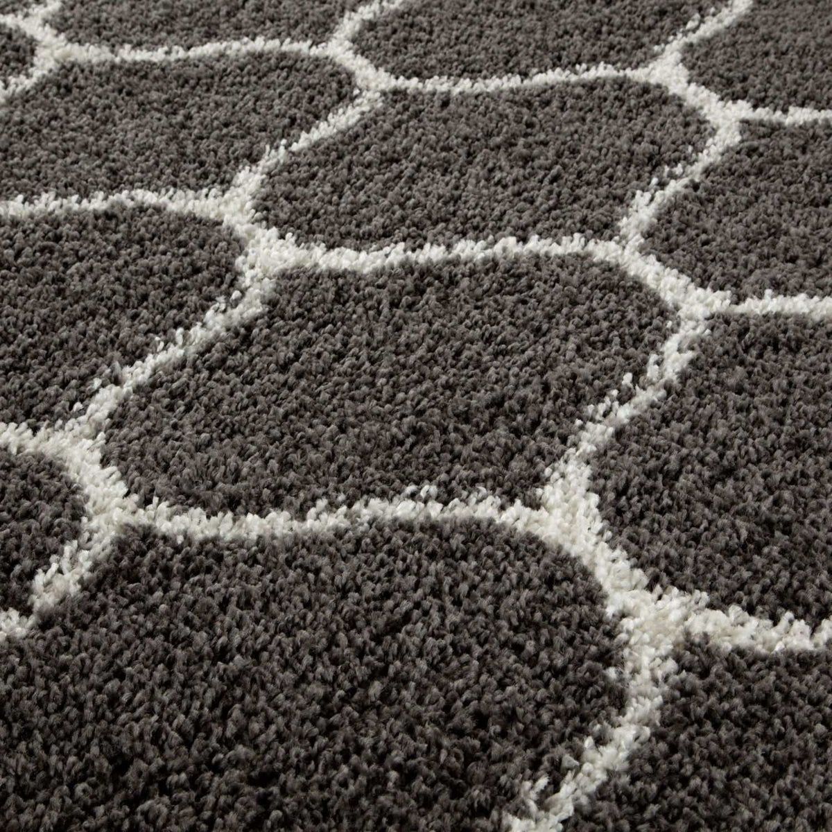 Moroccan Dark Grey Shaggy Rug | 640 - Joe’s Haven