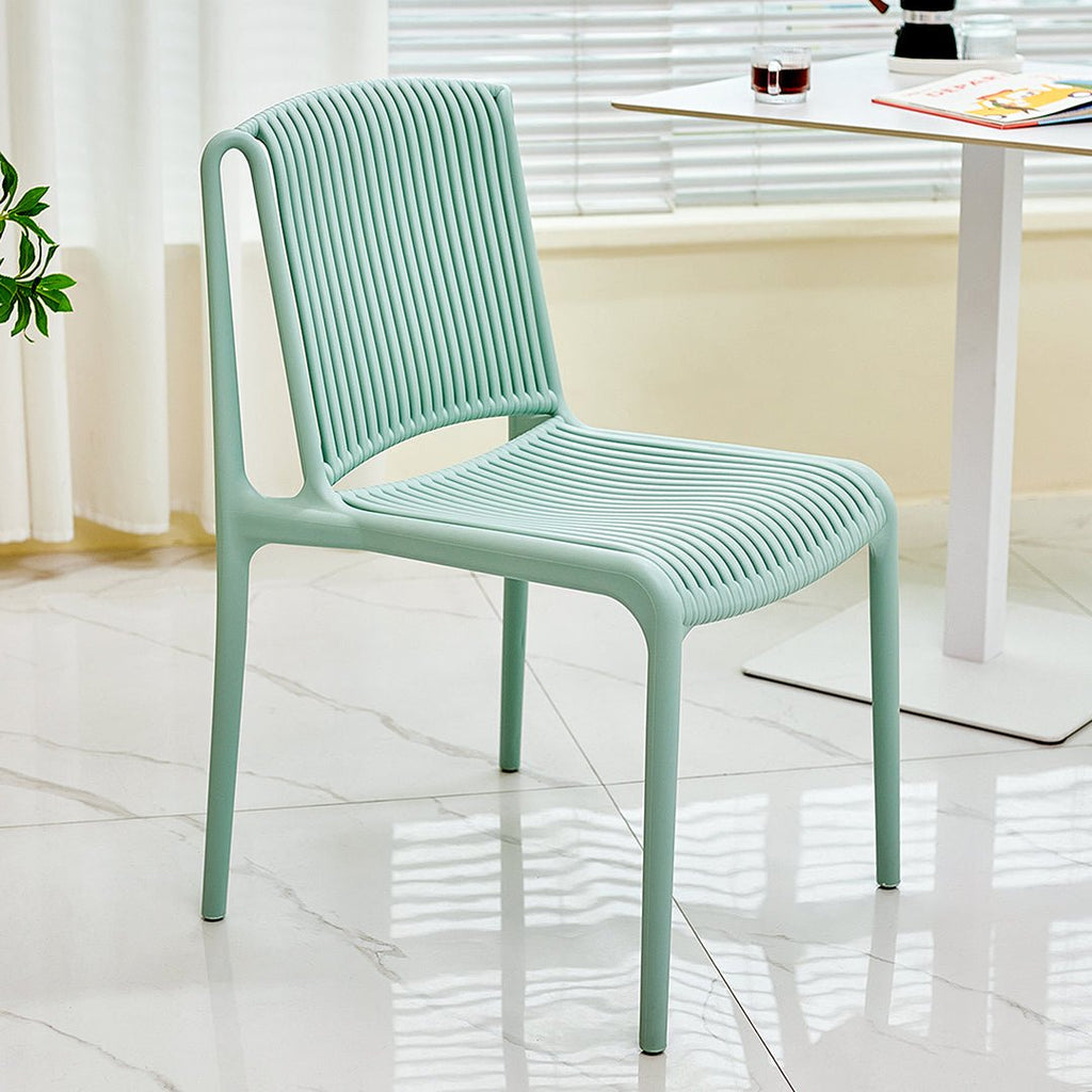 Upton Plastic Dining Chair - Joe’s Haven