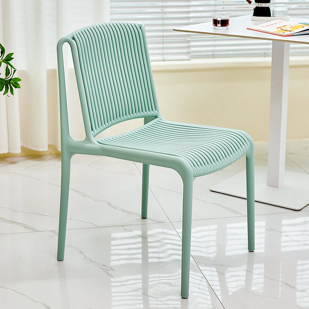 Upton Plastic Dining Chair - Joe’s Haven