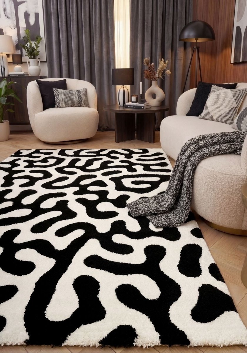 Joli Doodle Black & White Rug - Joe’s Haven