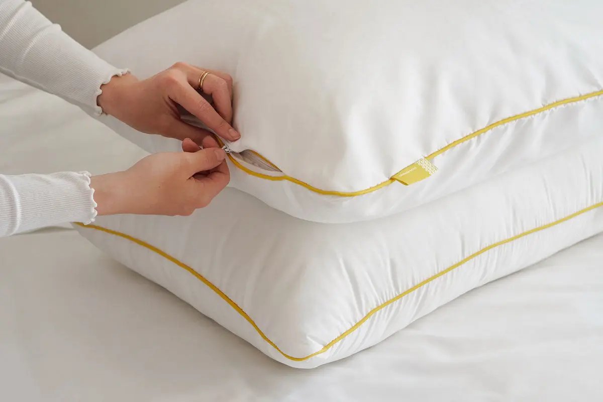 Brightr® Eclipse Pillow & Copper Pillow Protector Bundle - Joe’s Haven