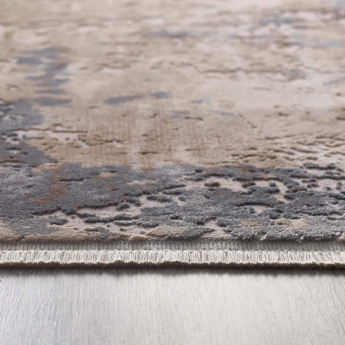 Cosimo Beige/Grey Distressed Modern Rug - Joe’s Haven