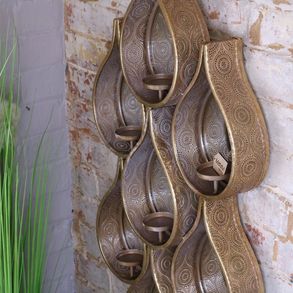 Belluri Raindrop Mirror with Candle Holders - Joe’s Haven