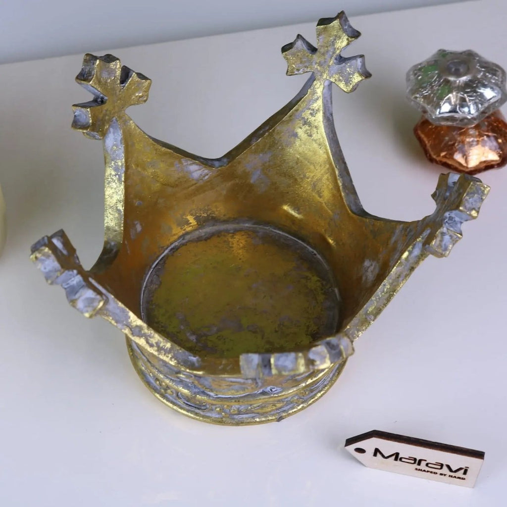 Ziro Crown Candle Holder Vintage Style - Joe’s Haven