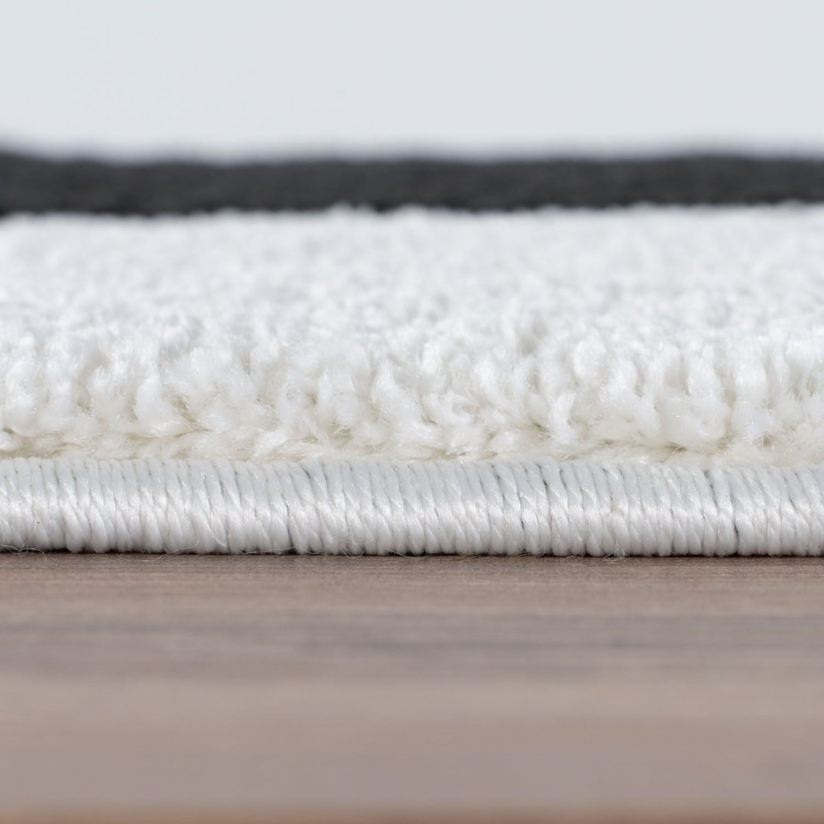 Joli Geometric Black & White Rug - Joe’s Haven