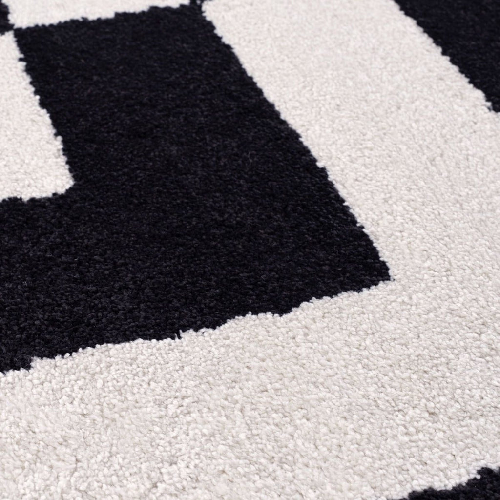 Joli Geometric Black & White Rug - Joe’s Haven