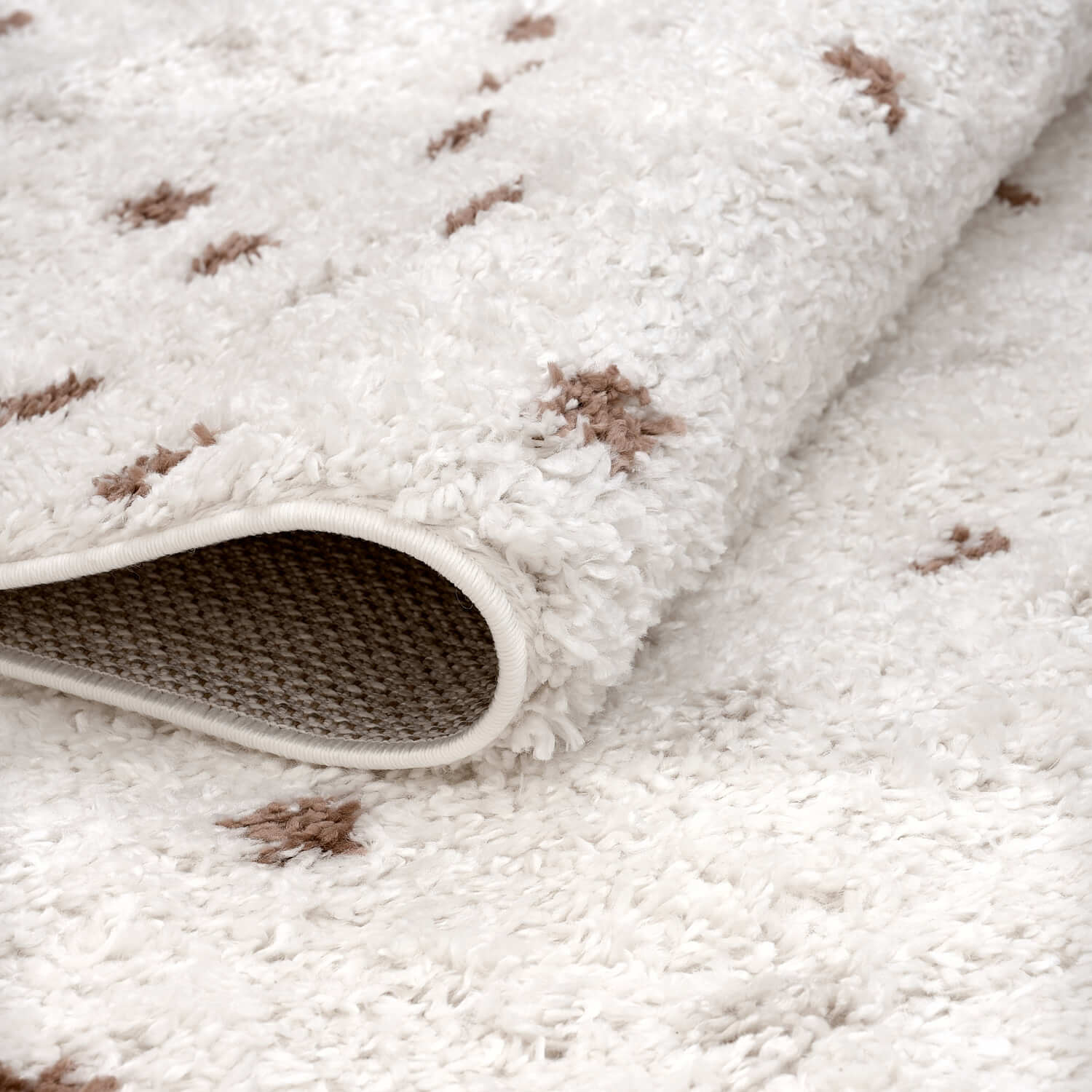 Moodi Shaggy Cream/Terra Biscotti Rug - Joe’s Haven
