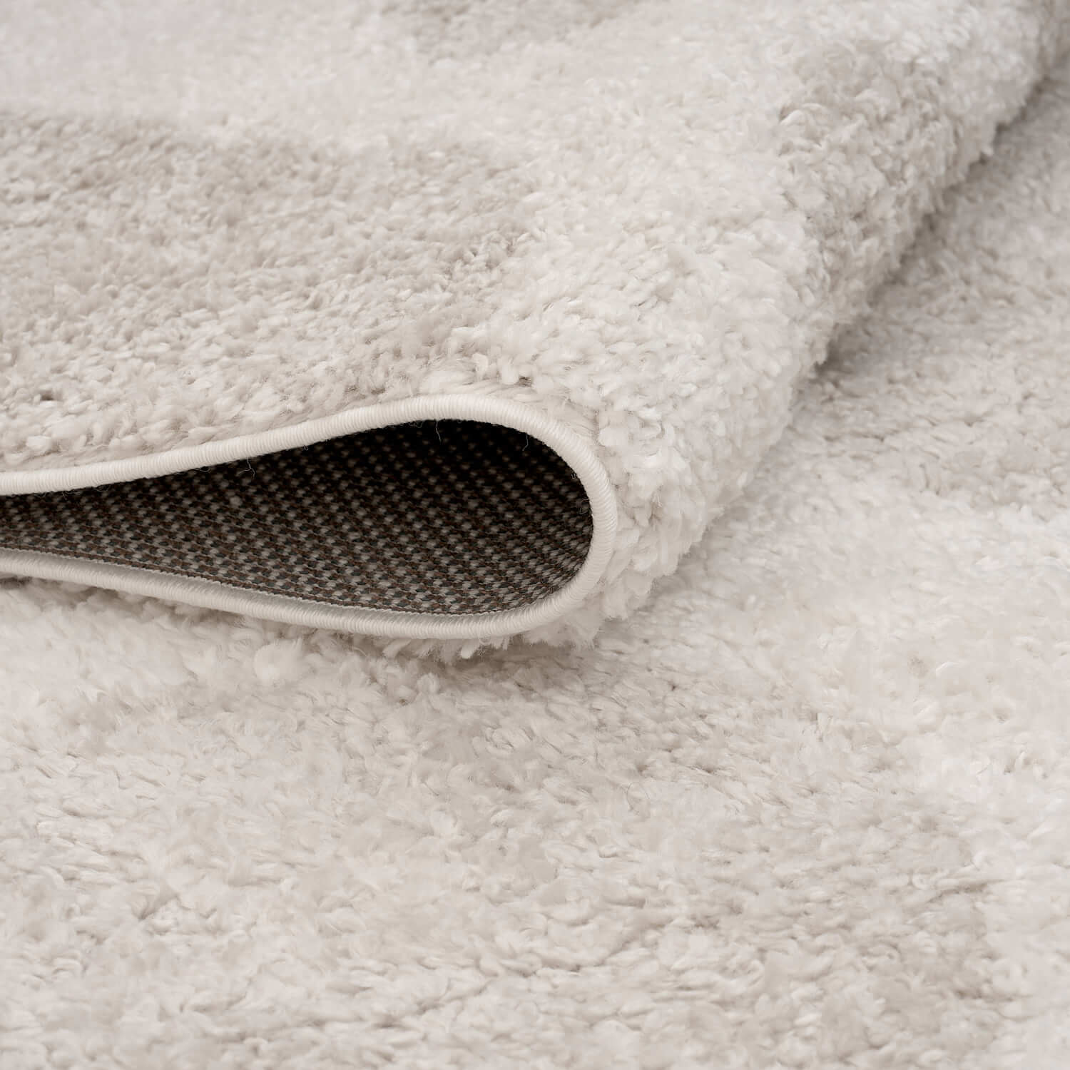 Moodi Shaggy Cream Kora Rug - Joe’s Haven