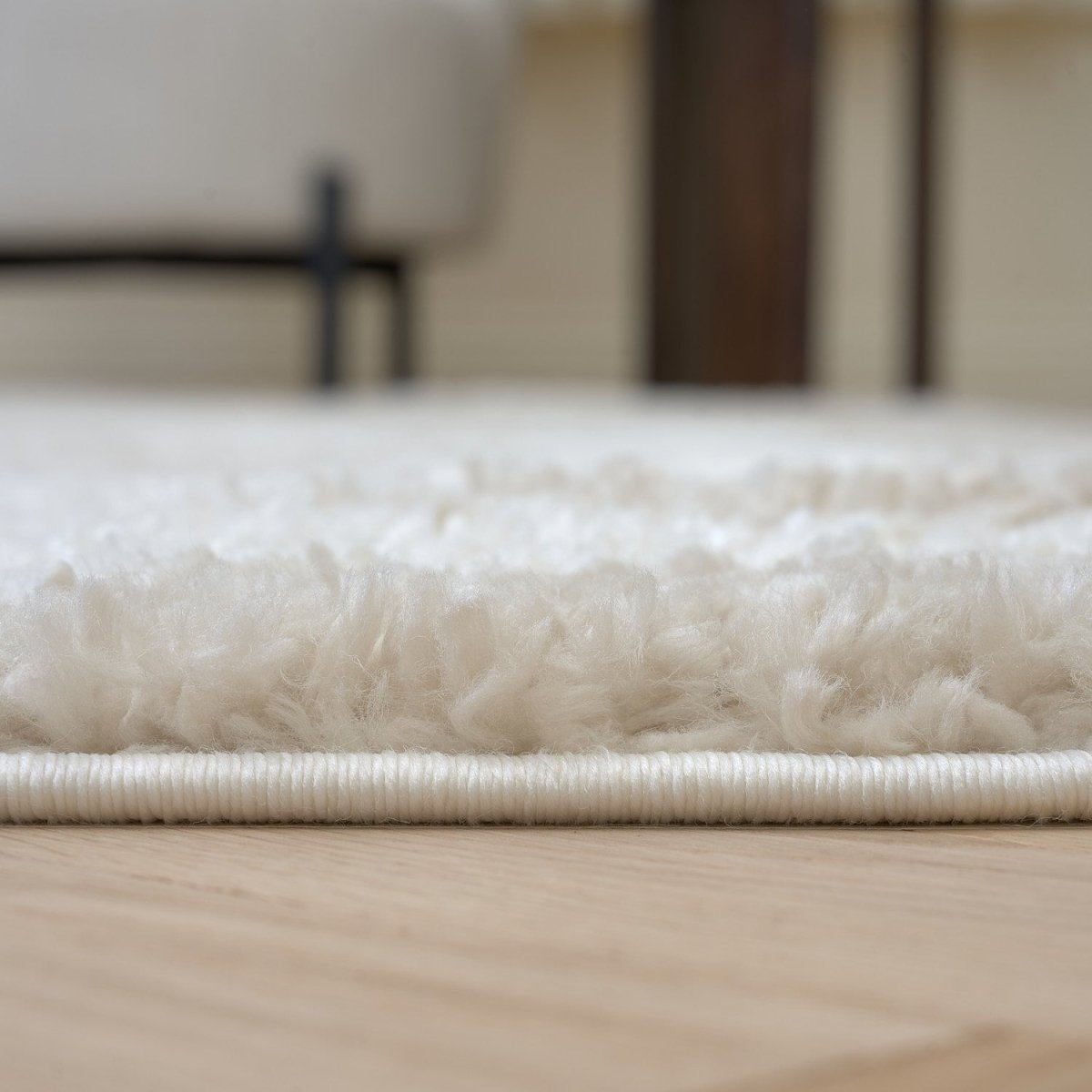Moodi Shaggy Cream Kora Rug - Joe’s Haven