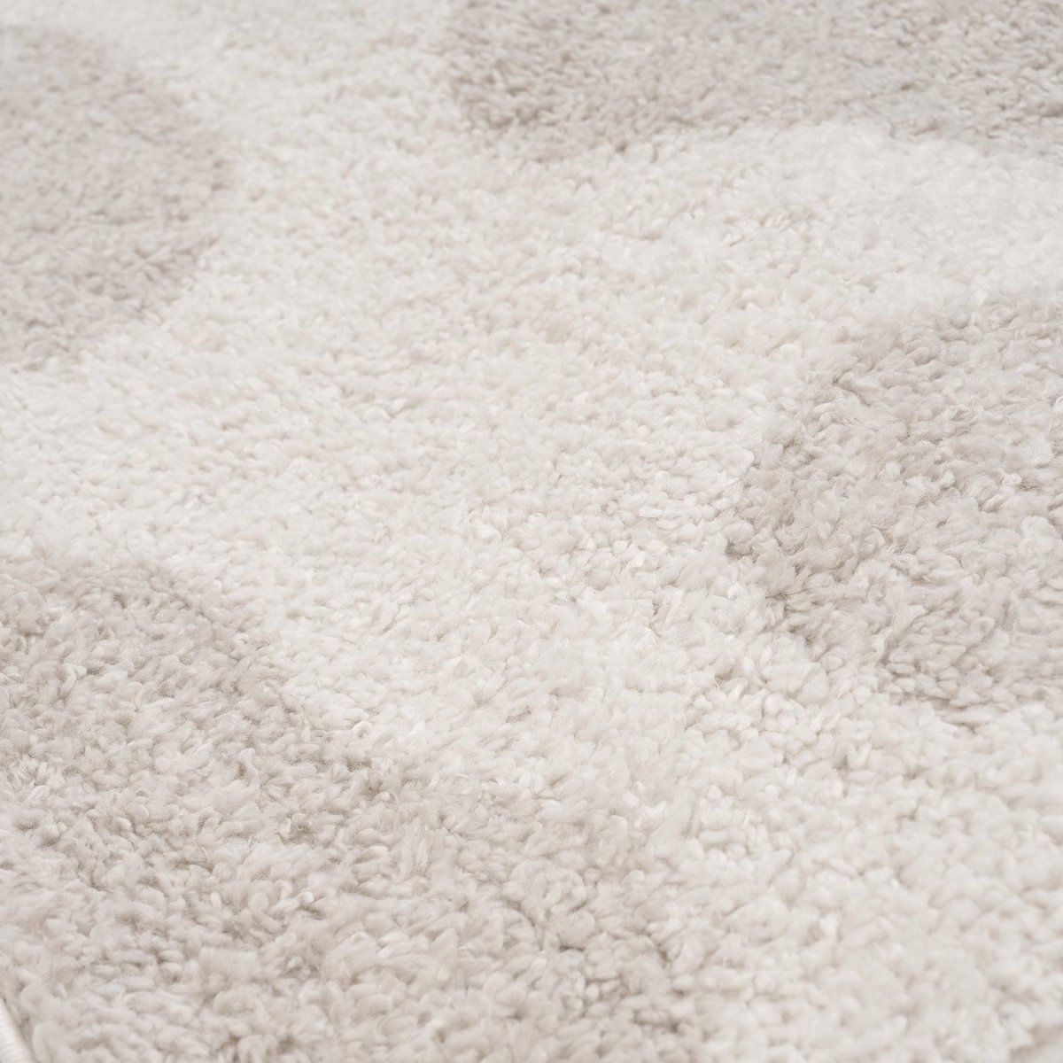 Moodi Shaggy Cream Kora Rug - Joe’s Haven