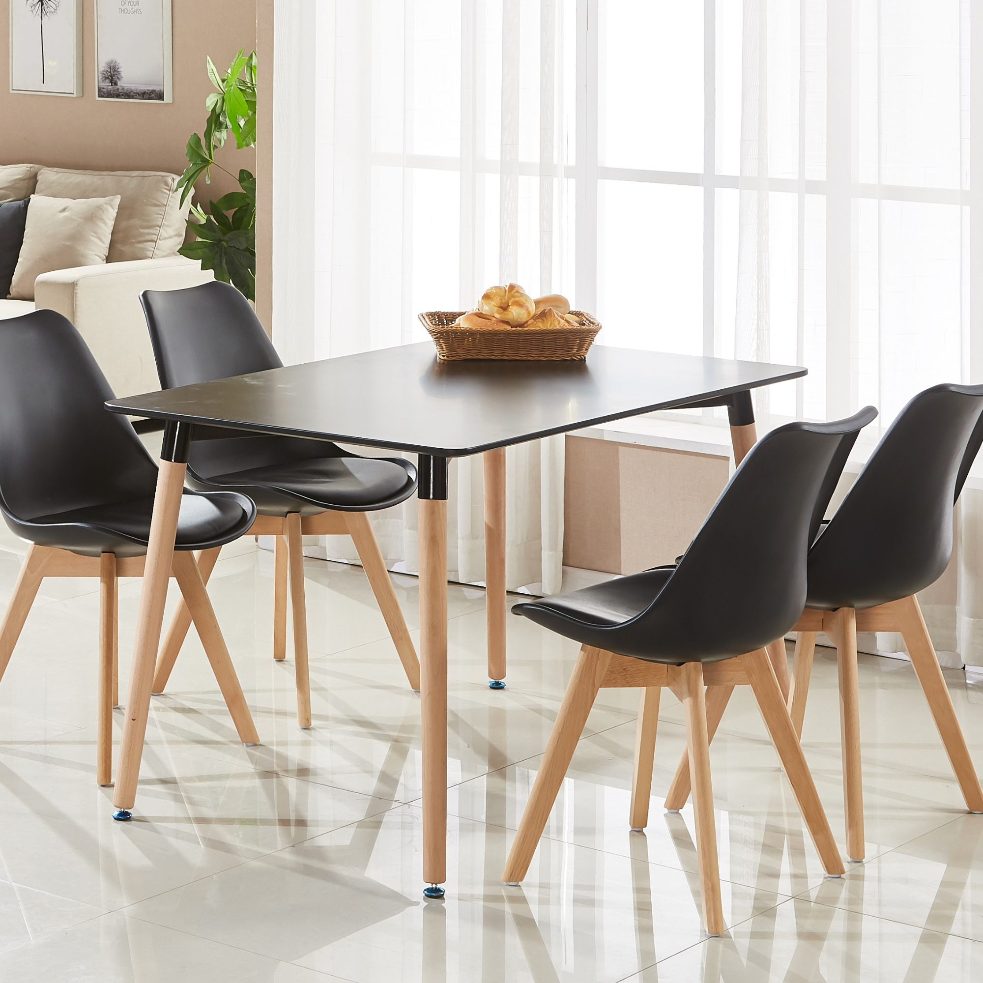 Black Halo Dining Table & Set of 4 Jamie Lorenzo Tulip chairs with Padded Seat
