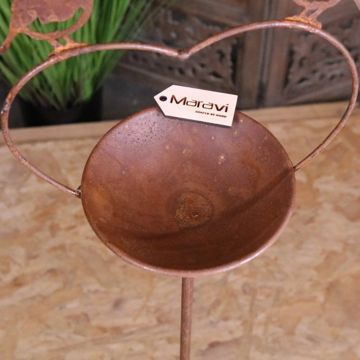 Virala Heart Shape Bird Feeder Rusted Metal Finish - Joe’s Haven