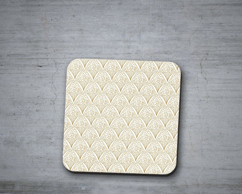 White & Gold Retro Geometric Placemats, Set of 4 or Set of 6 - Joe’s Haven