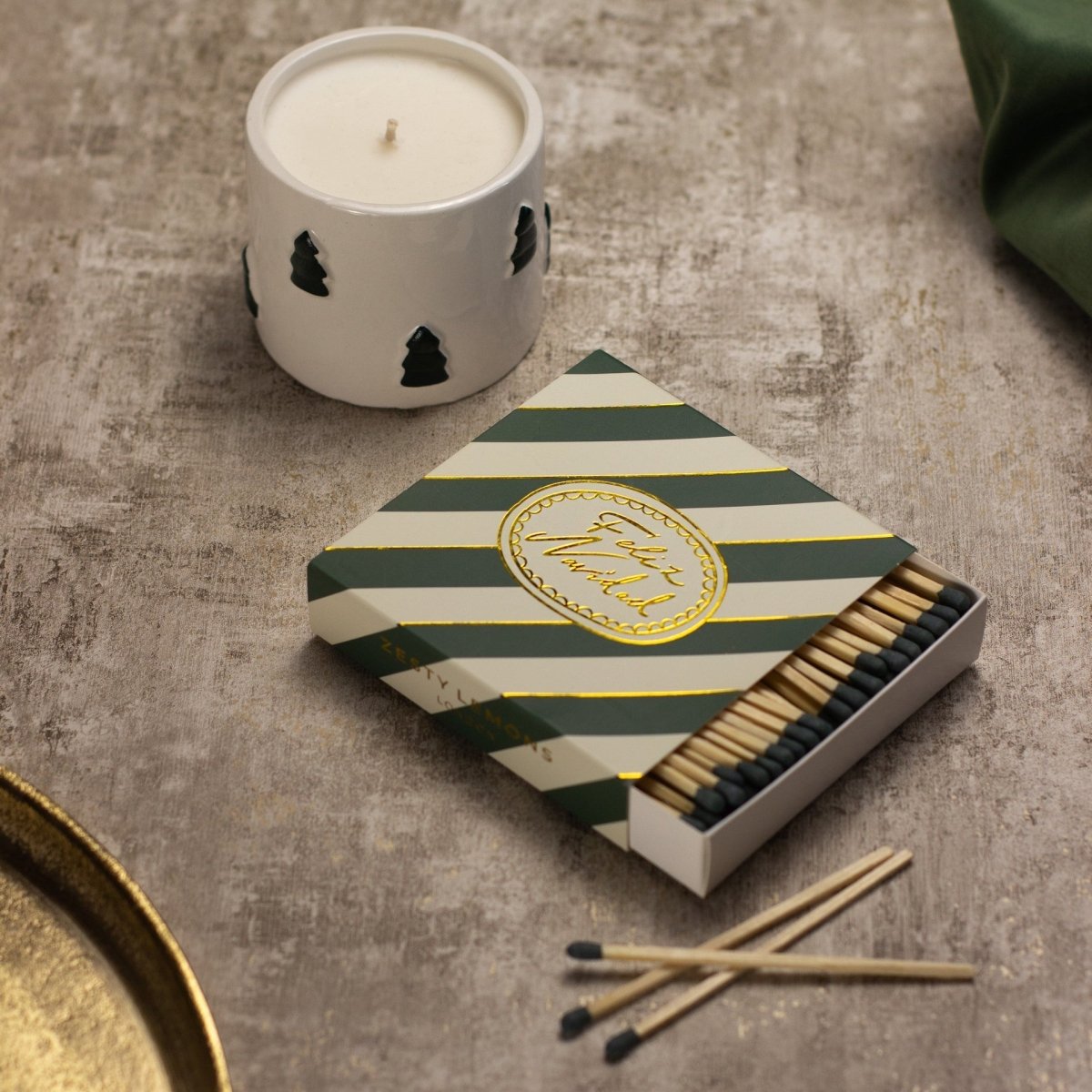 Under the Tree: Feliz Navidad Matches - Joe’s Haven