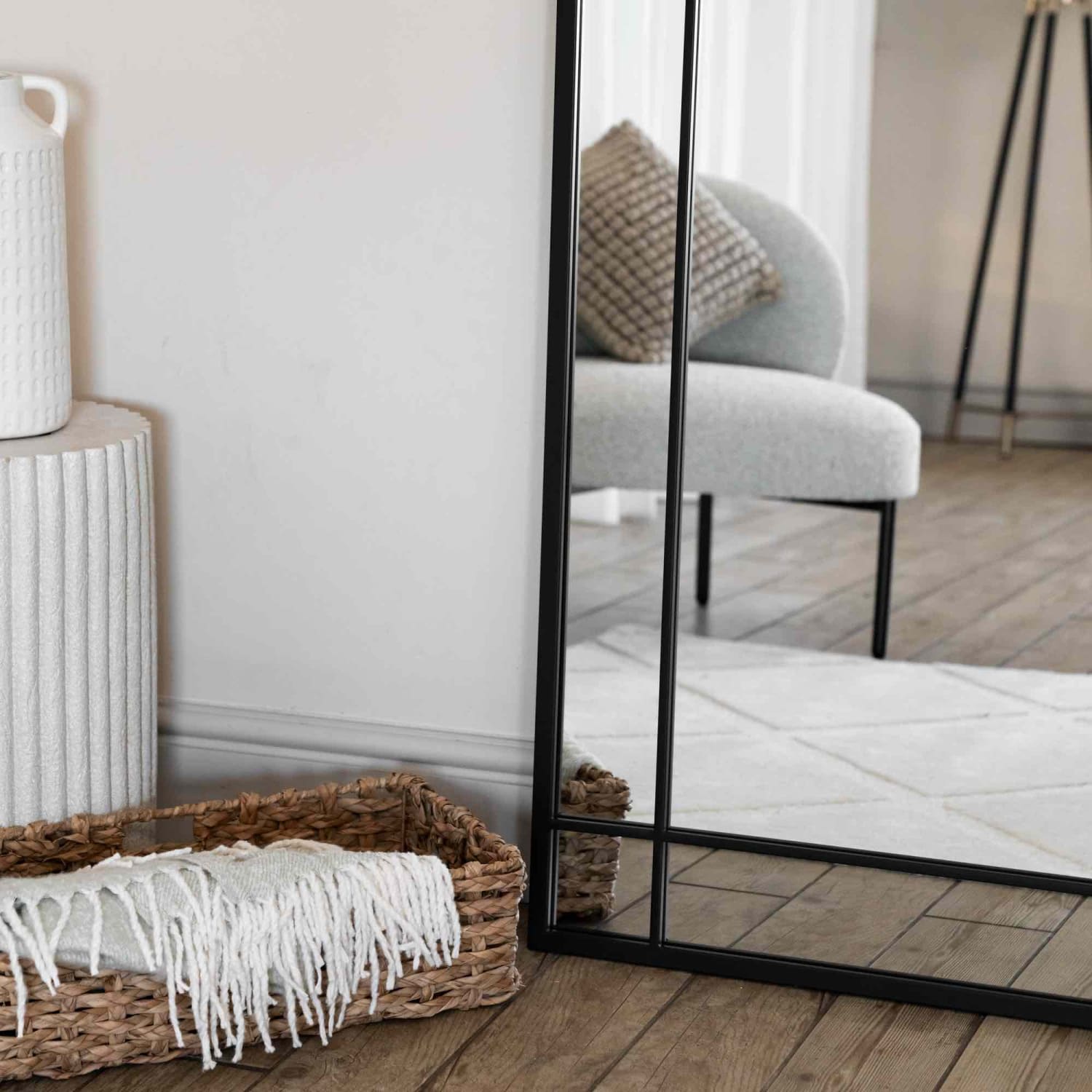 Aimi - Full Length Black Metal Rectangle Window Mirror - 180cm x 90cm - Joe’s Haven
