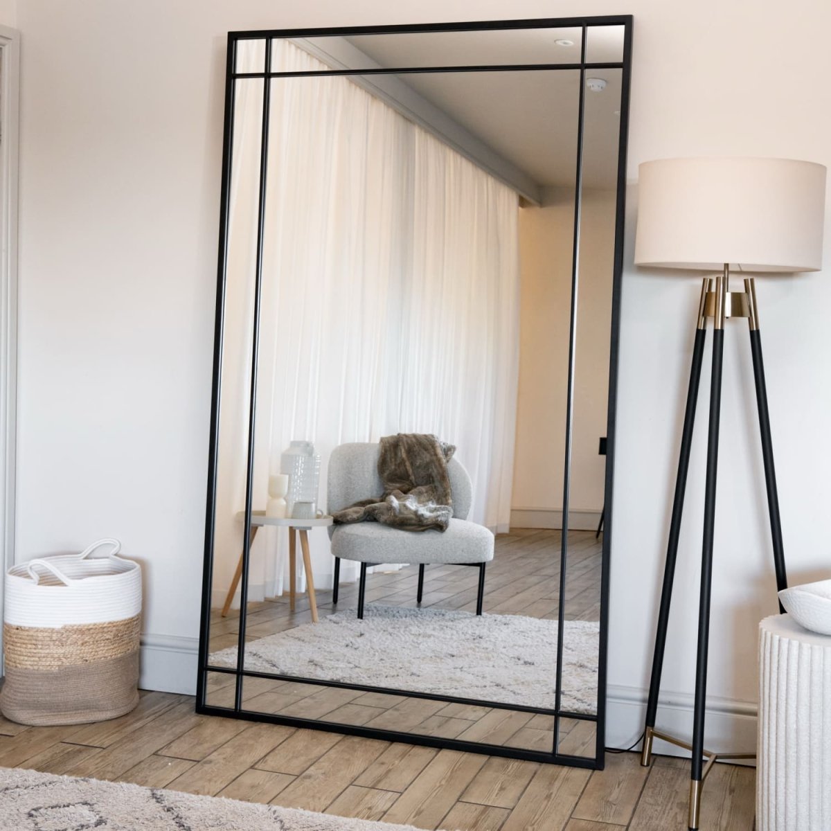 Aimi - Full Length Black Metal Rectangle Window Mirror - 200cm x 120cm - Joe’s Haven