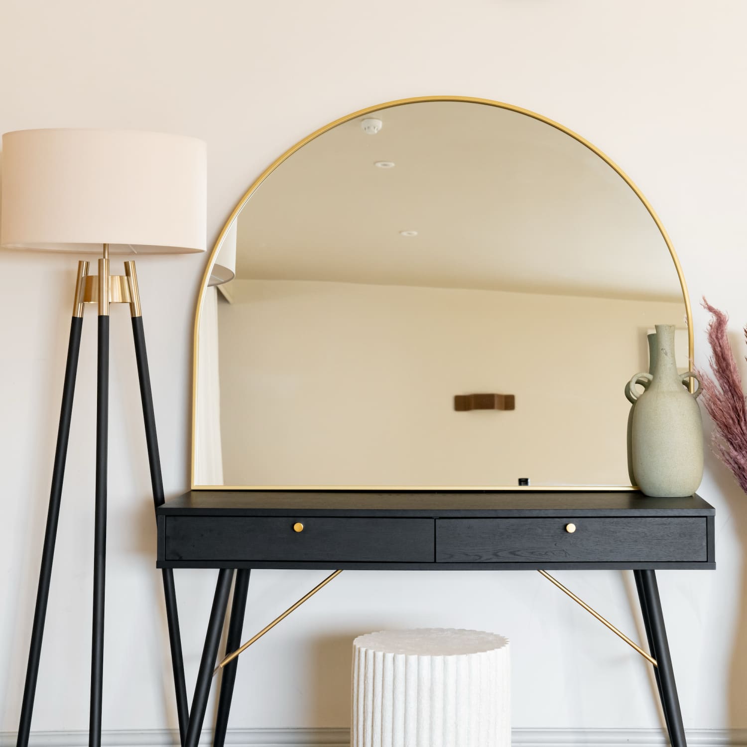 Akiko - Gold Metal Arched Mirror - 95cm x 120cm - Joe’s Haven