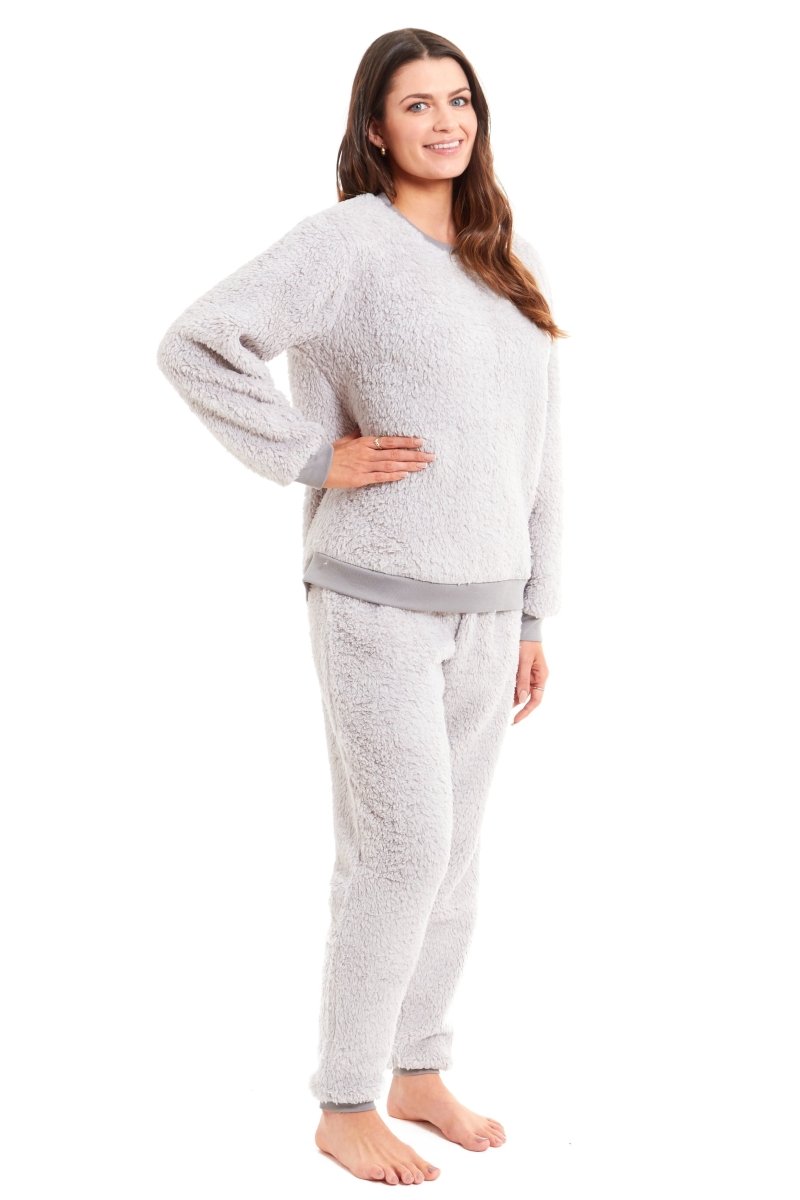 OLIVIA ROCCO Women's Teddy Fleece Pyjama Set Super Soft Stretchable Loungewear Crew Neck - Joe’s Haven