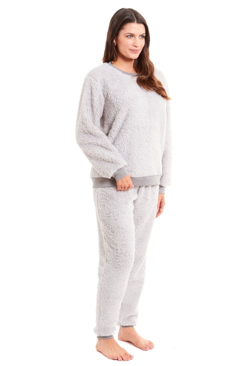 OLIVIA ROCCO Women's Teddy Fleece Pyjama Set Super Soft Stretchable Loungewear Crew Neck - Joe’s Haven