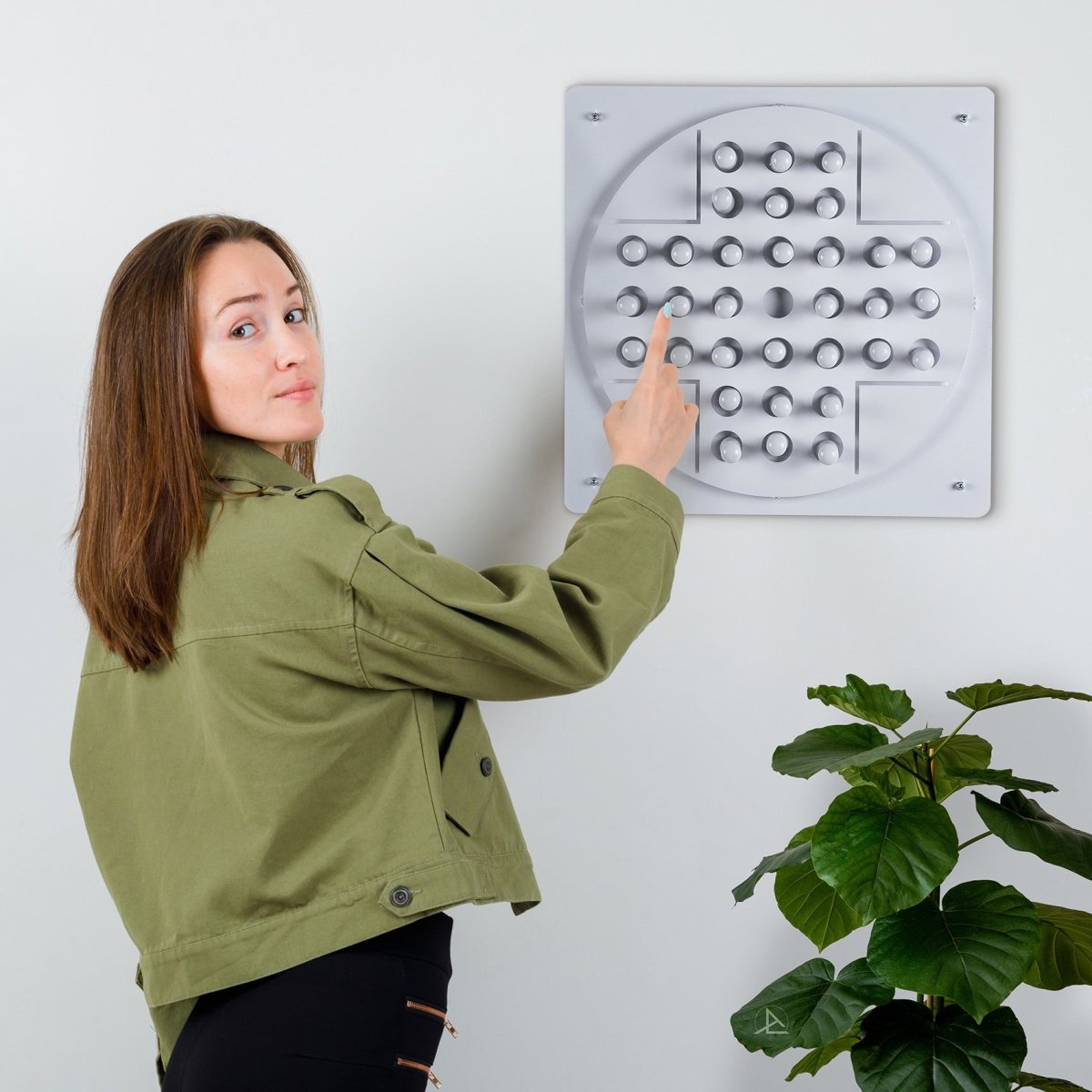 Peg Solitaire White - Joe’s Haven