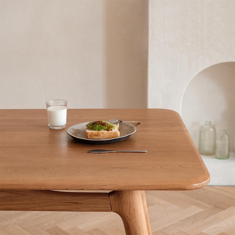 Giano Dining Table, Oak - Joe’s Haven