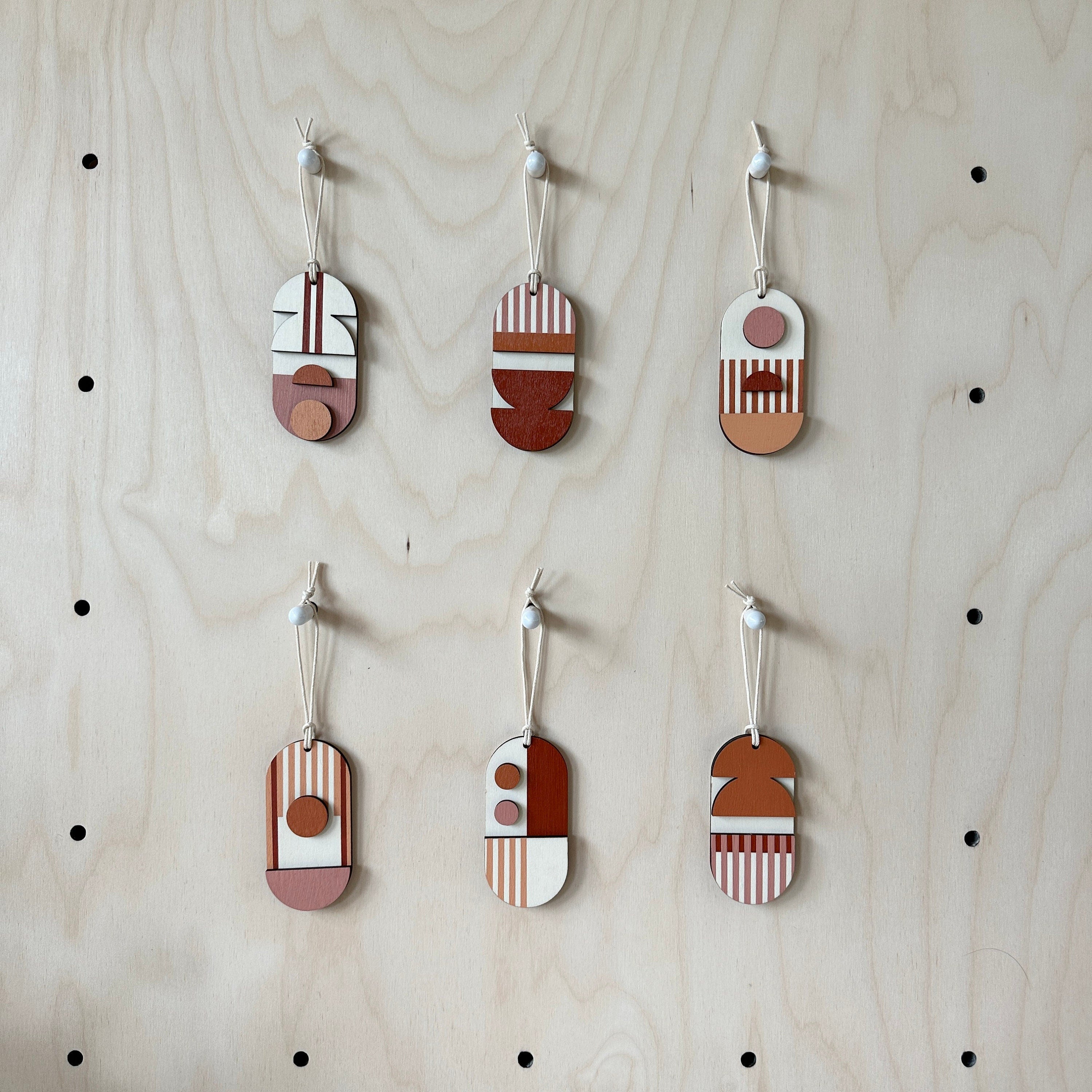 Warm Tones Small Geometric Wall Hanging - Mini Mid-Century Wall Art - Little Wooden Decoration - Contemporary Wall Decor