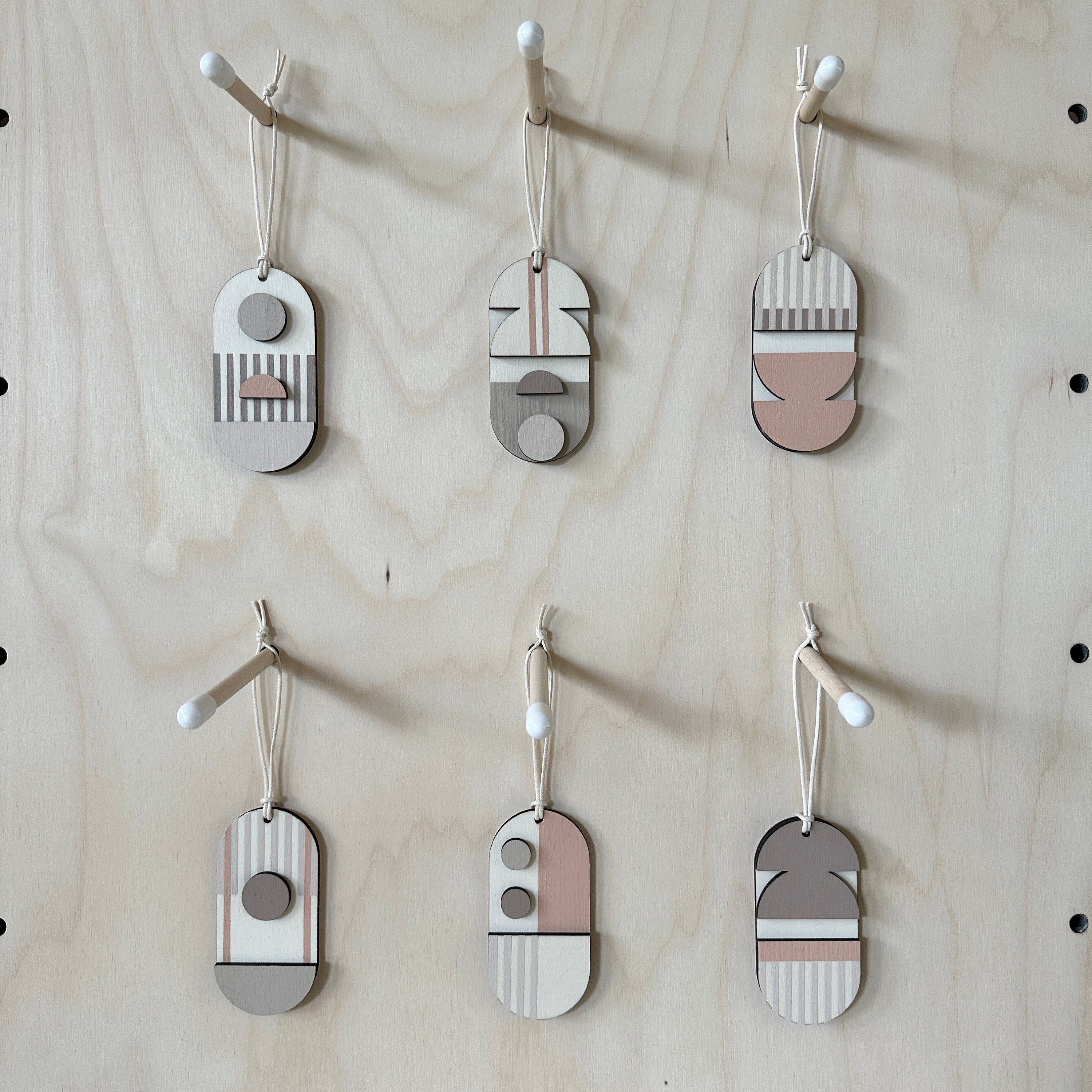 Mini Mid-Century Wall Art - Little Wooden Decoration - Pink & Natural Decor