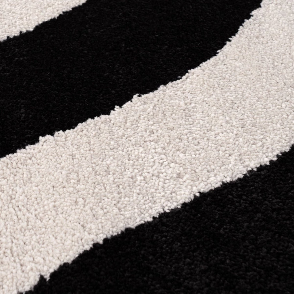Joli Wave Black & White Rug - Joe’s Haven
