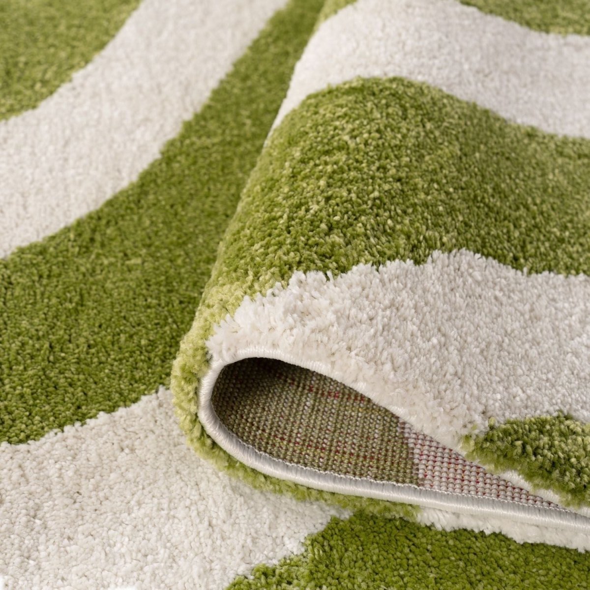 Joli Wave Green & White Rug - Joe’s Haven