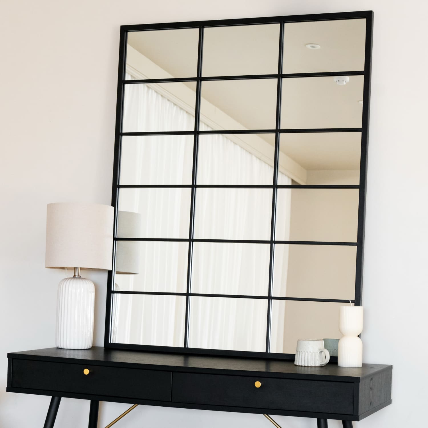 Kyō - Black Metal Rectangle Lattice Window Mirror - 120cm x 95cm - Joe’s Haven