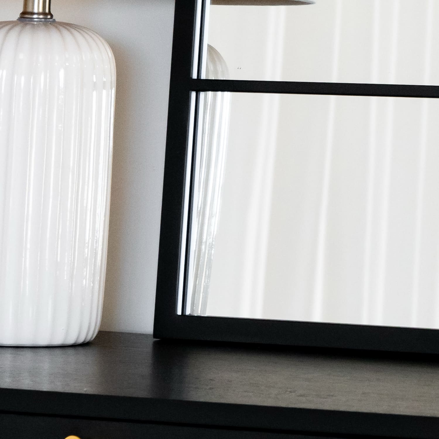 Kyō - Black Metal Rectangle Lattice Window Mirror - 120cm x 95cm - Joe’s Haven