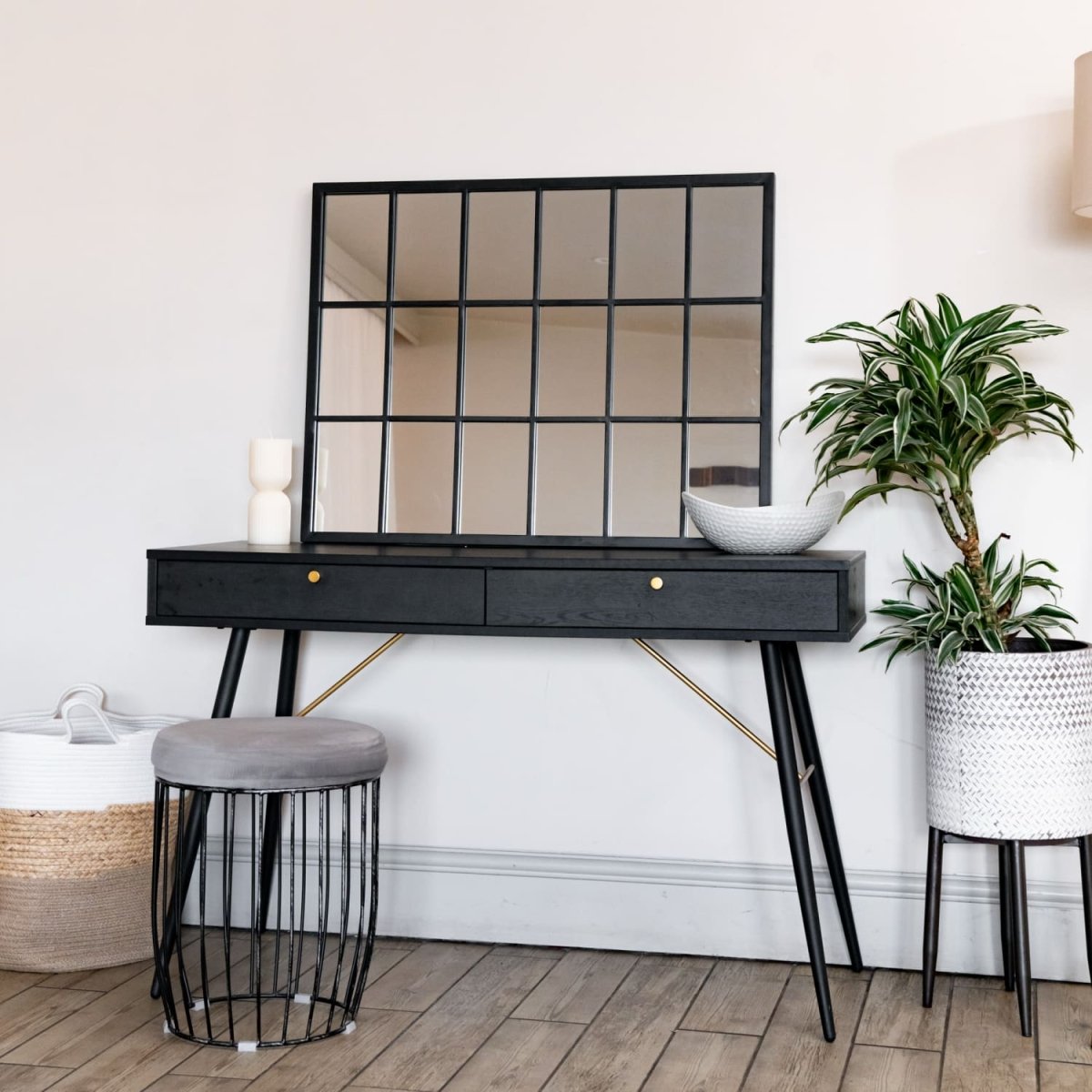 Kyō - Black Metal Rectangle Lattice Window Mirror - 90cm x 70cm - Joe’s Haven